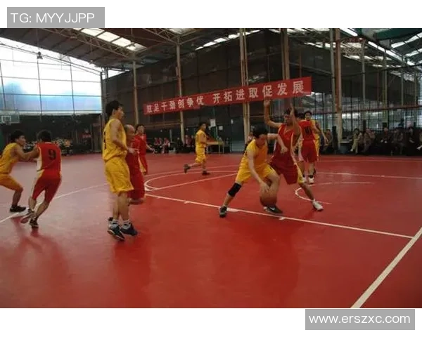 重庆篮球队快攻战术解析与实战应用探讨 重庆篮球队快攻战术解析与实战应用探讨